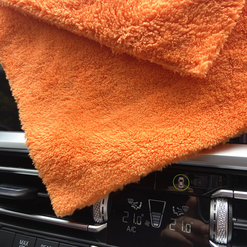 Lucullan 40x40 cm Asciugamani  - Interior Detailing Kit recensione e prezzo